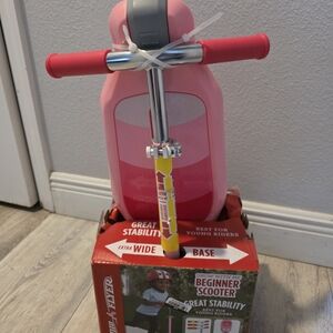 Radio Flyer Pink Beginner Scooter